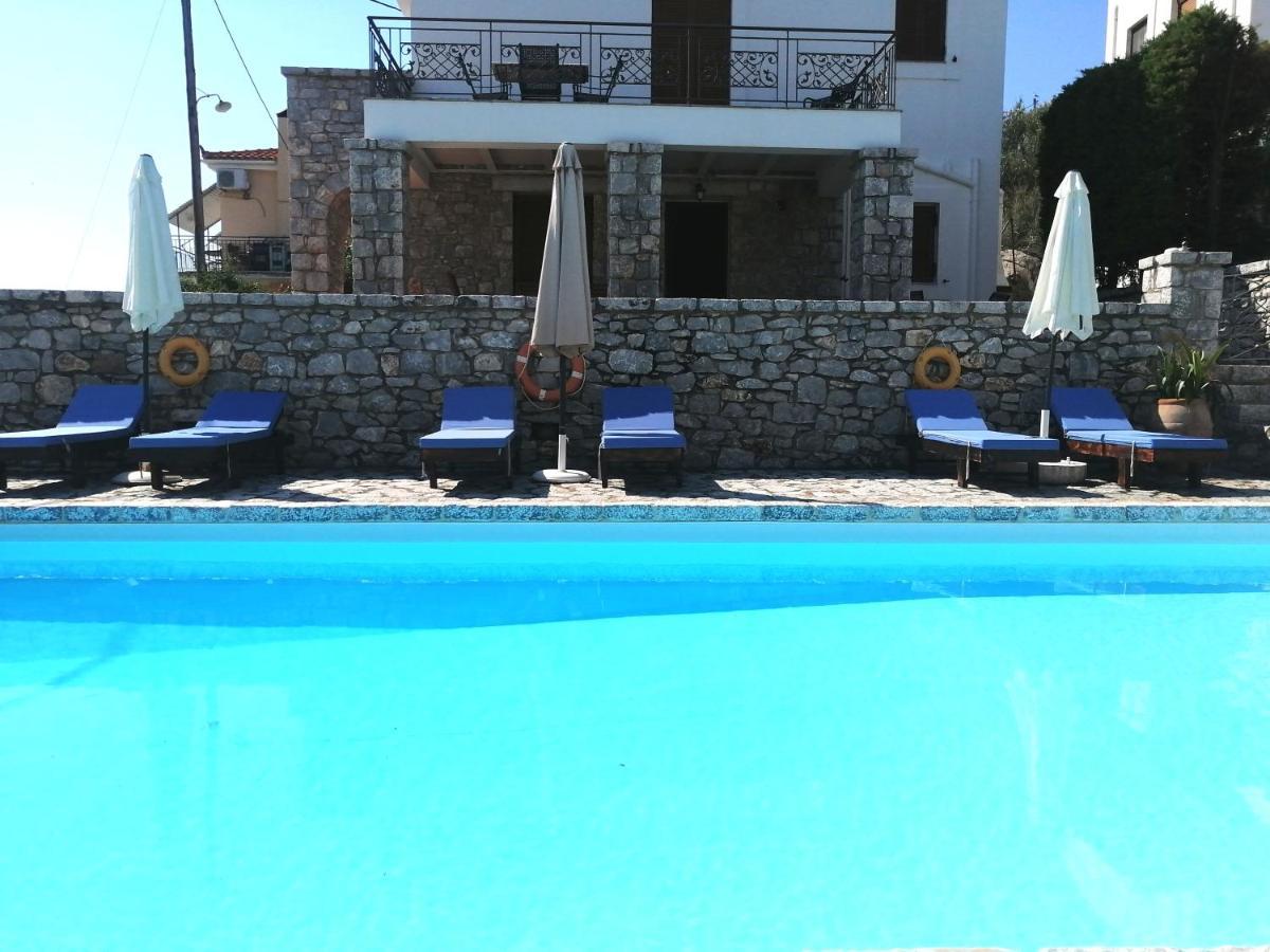 Malvazios Villas #4 Gythio Exterior photo
