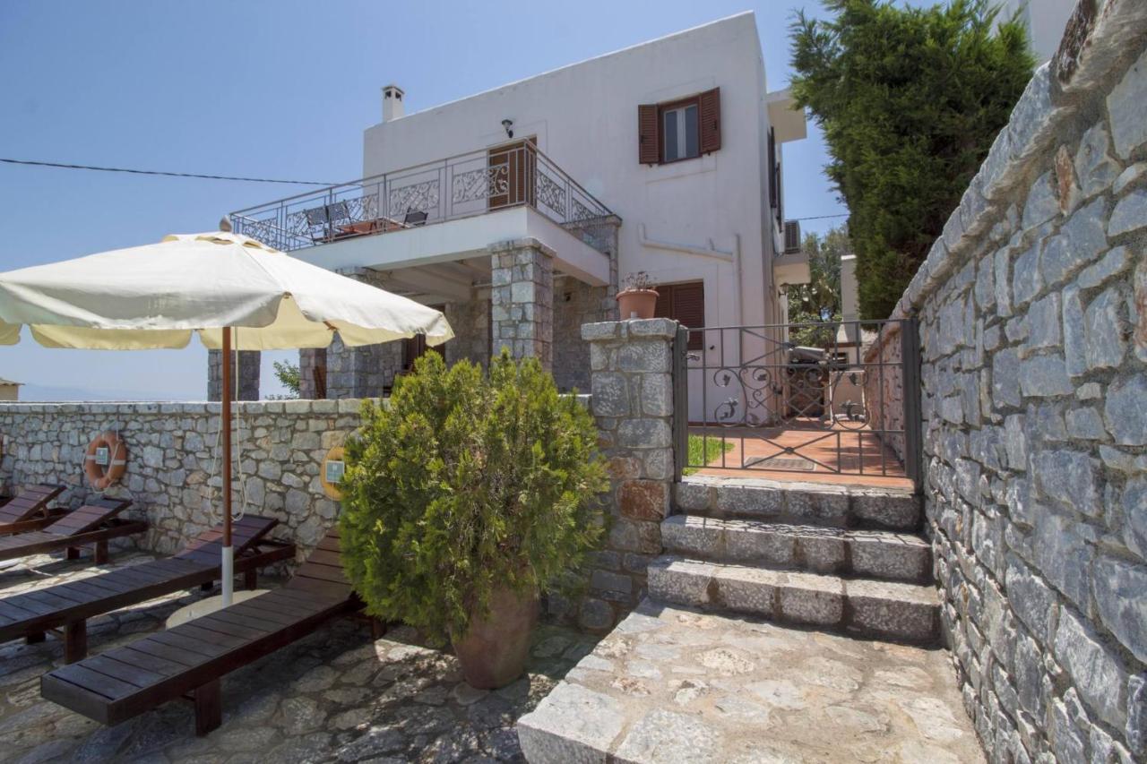 Malvazios Villas #4 Gythio Exterior photo
